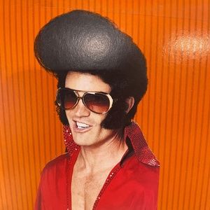 Men's oversized pompadour Halloween wig